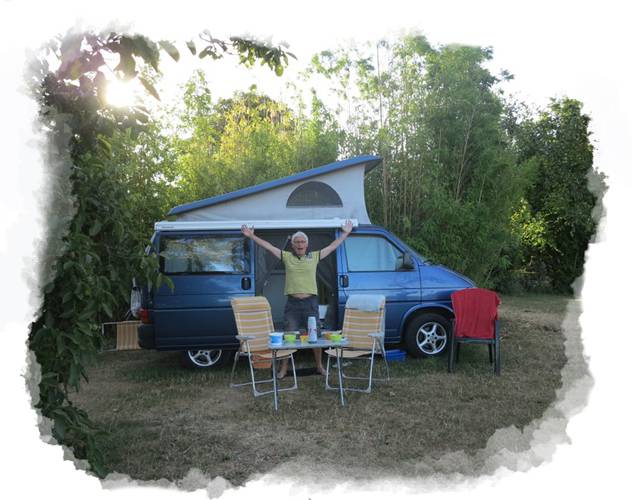 vanlife camping car camping cariste park accueil ferme campagne agritourisme
