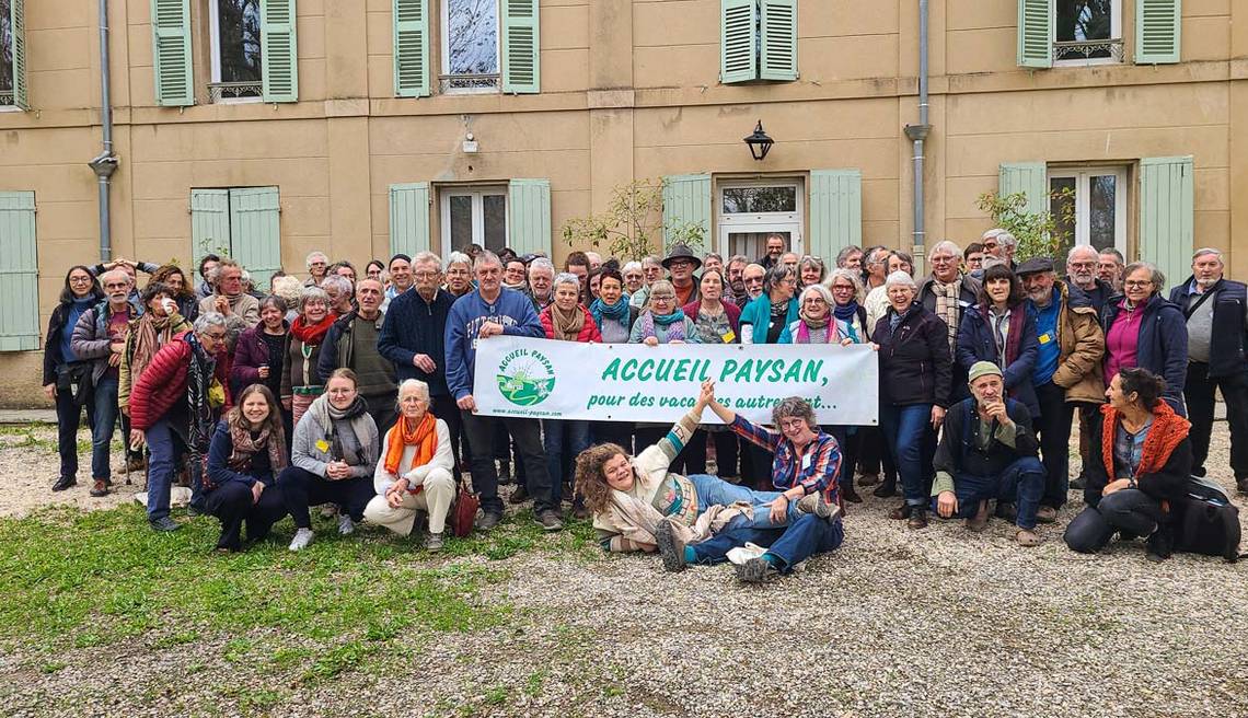 Enjeux de créer des liens entre la société civile et le monde agricole, pour l'alimentation, l'environnement, la santé.