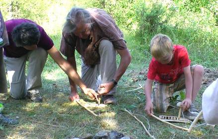Tourisme Vercors vacances en famille atelier découverte préhistoire enfants