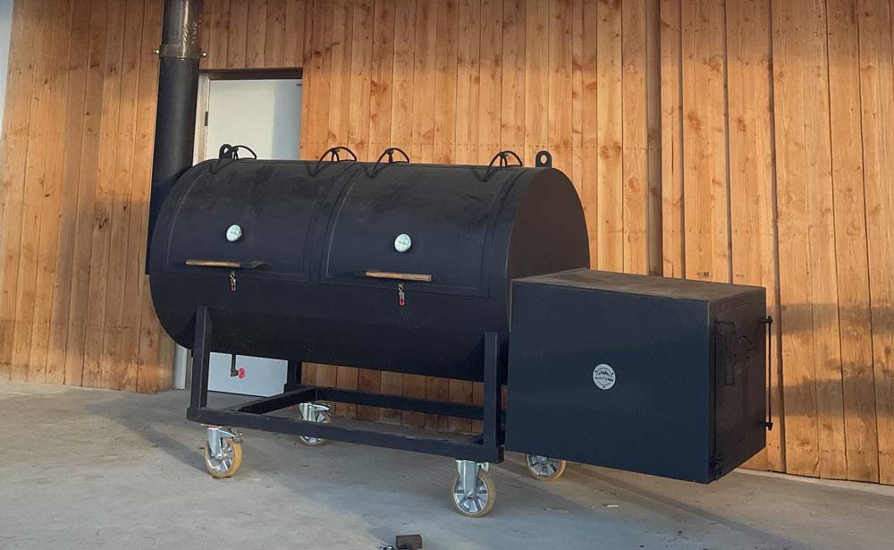 ferme auberge produits locaux barbecue viande grillée paysan fermiers Orne Normandie Agritourisme