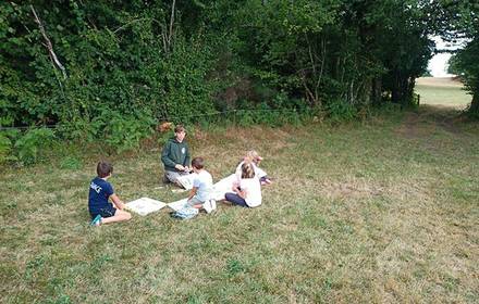 Atelier sentier nature expérience agritourisme Occitanie Lot en famille
