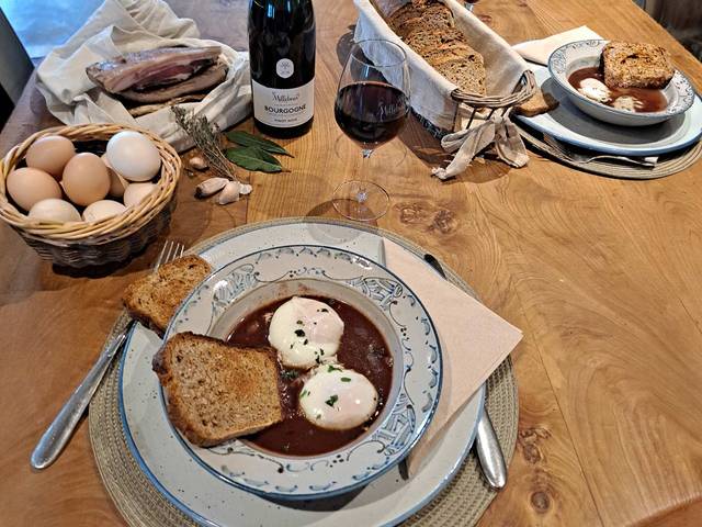 Des recettes paysannes issues de nos campagnes, pur un goût d'authenticité et de tradition : les Oeufs en amourette