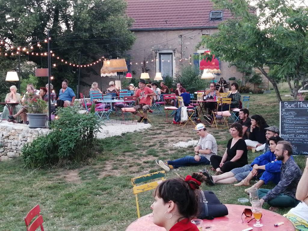 spectacles fête famille activité vacances à a ferme 2025 Lot Occitanie Saint Cirq Lapopie