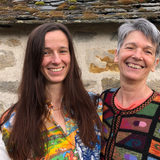 Portrait photo of Christine and Emma D'Hurlaborde