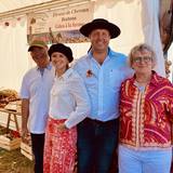 Portrait photo of Noëlle and Vincent