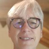 Portrait photo of Maryse Dupont