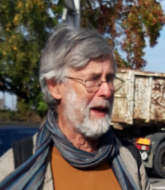 Photo de portrait de Hélène et Jean-Paul DUSSUPT au gîte de la Grange du Phaux