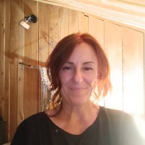 Portrait photo of Karine Palomba