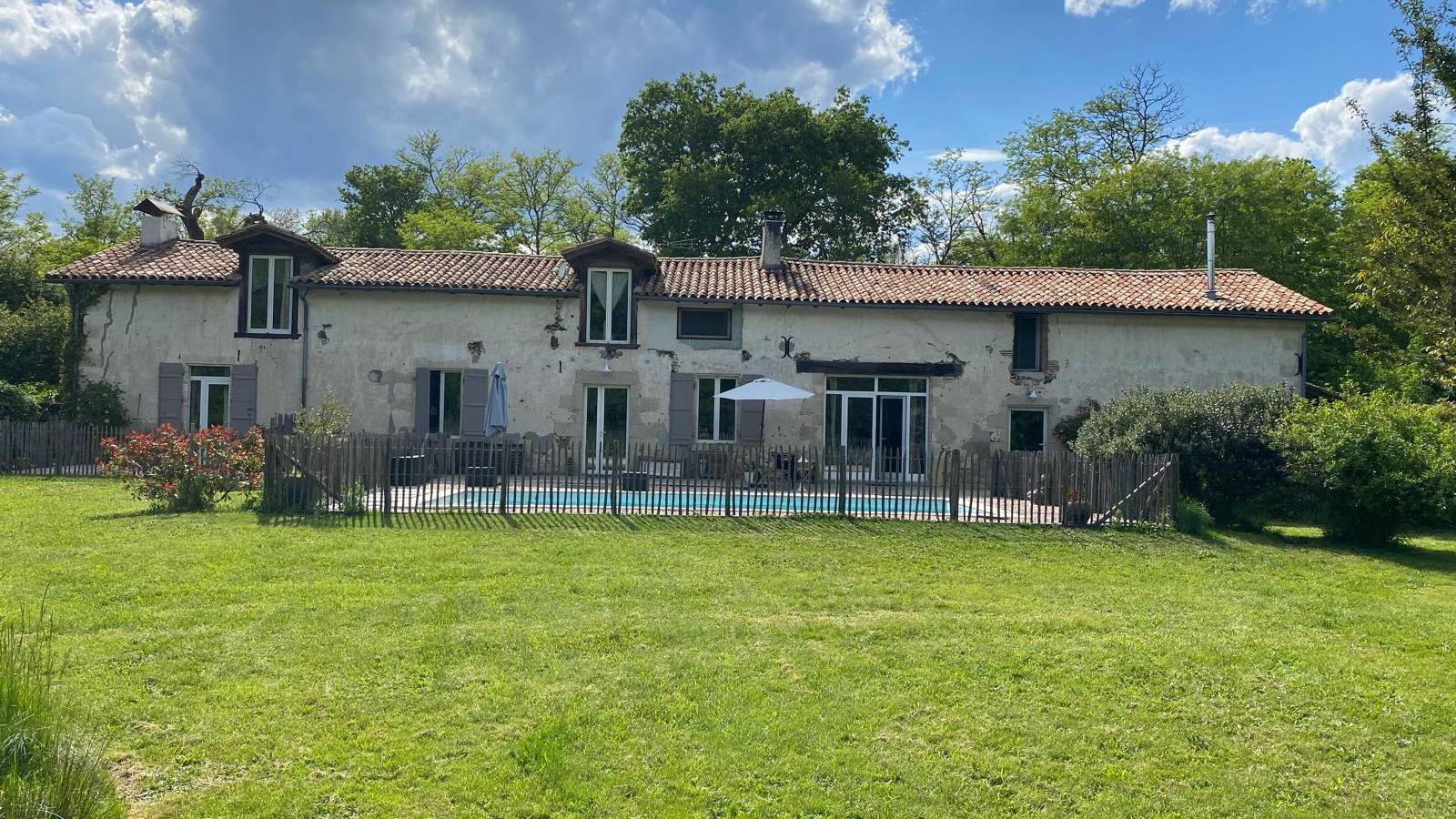 La longère - Hébergement touristique Nouvelle-Aquitaine Gironde A Rivedieu