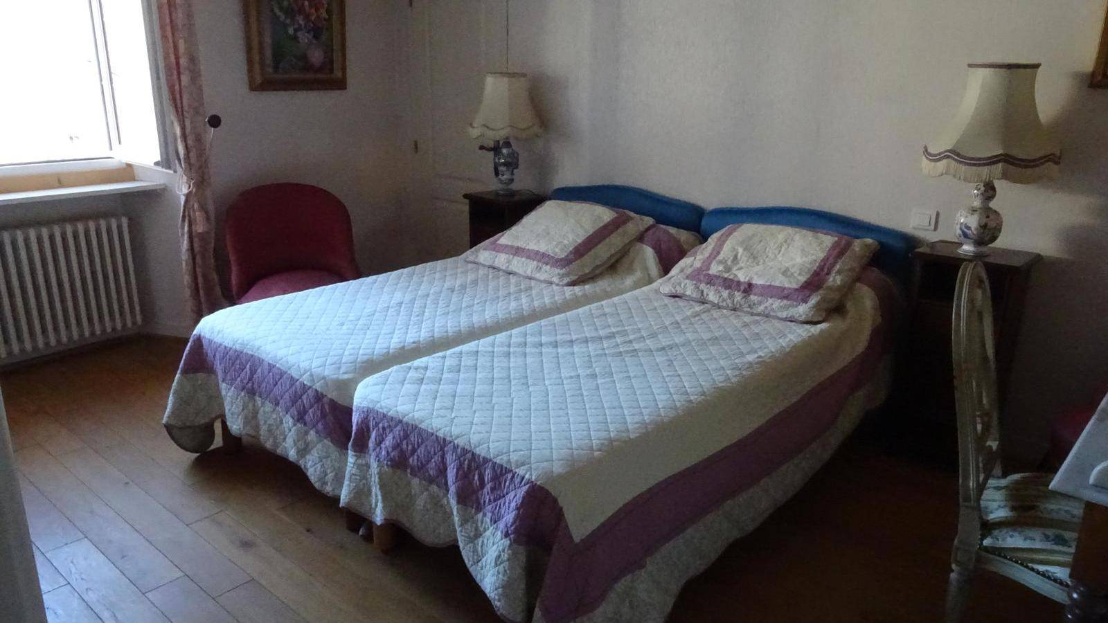  Hébergement touristique Bourgogne-Franche-Comté Jura chambre Sylvaine