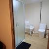 salle de bain chambre double PMR -  Guest room Château d'Arigès Eco-Reserve (Occitanie, Lozère)