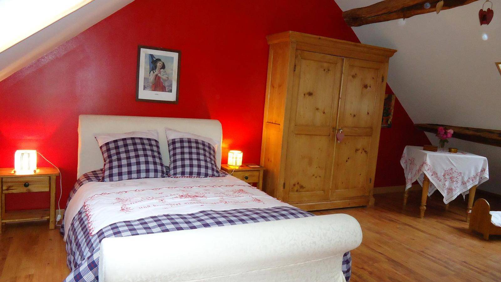  Tourist accommodation Bourgogne-Franche-Comté Côte-d'Or Under the roof