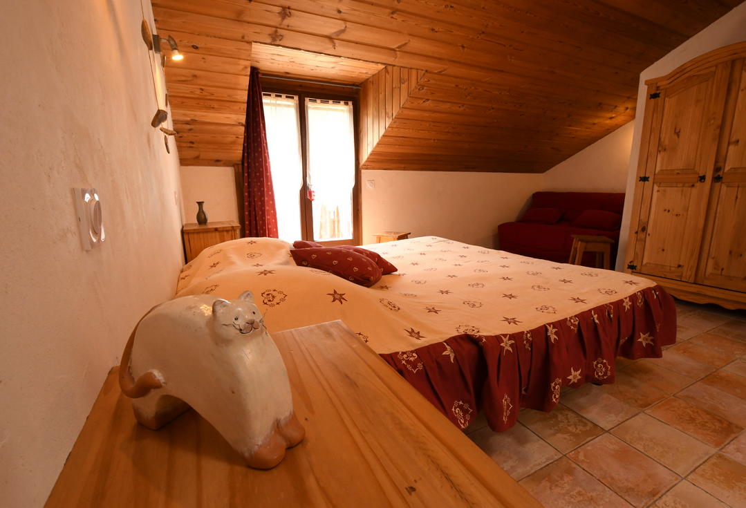  Tourist accommodation Provence-Alpes-Côte d’Azur Hautes-Alpes renardeaux