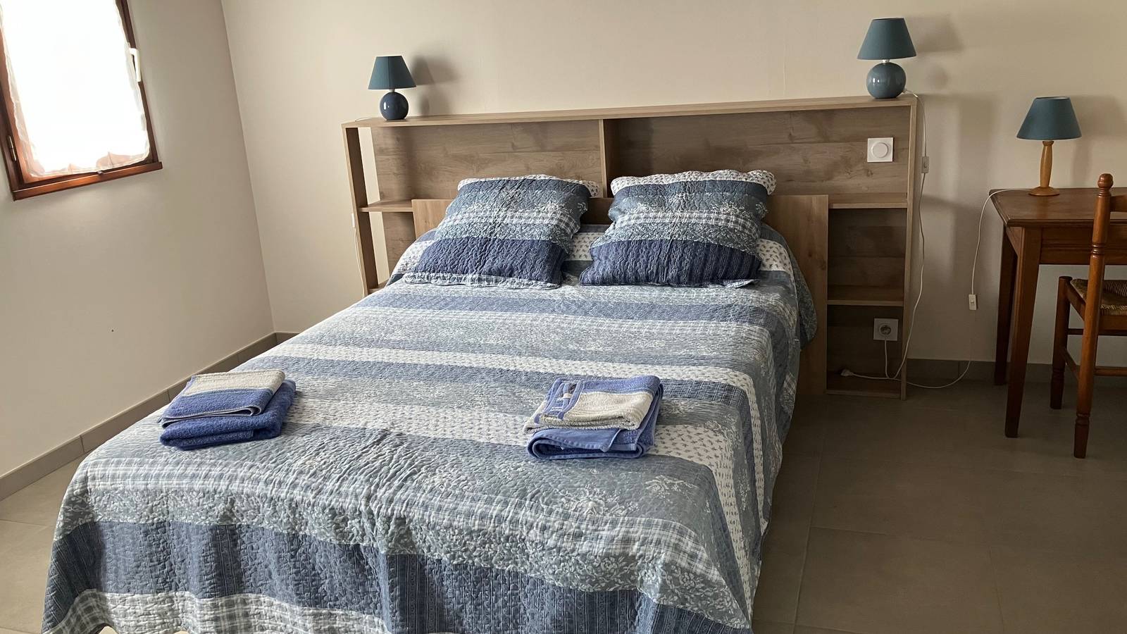  Hébergement touristique Nouvelle-Aquitaine Pyrénées-Atlantiques Chambre bleue