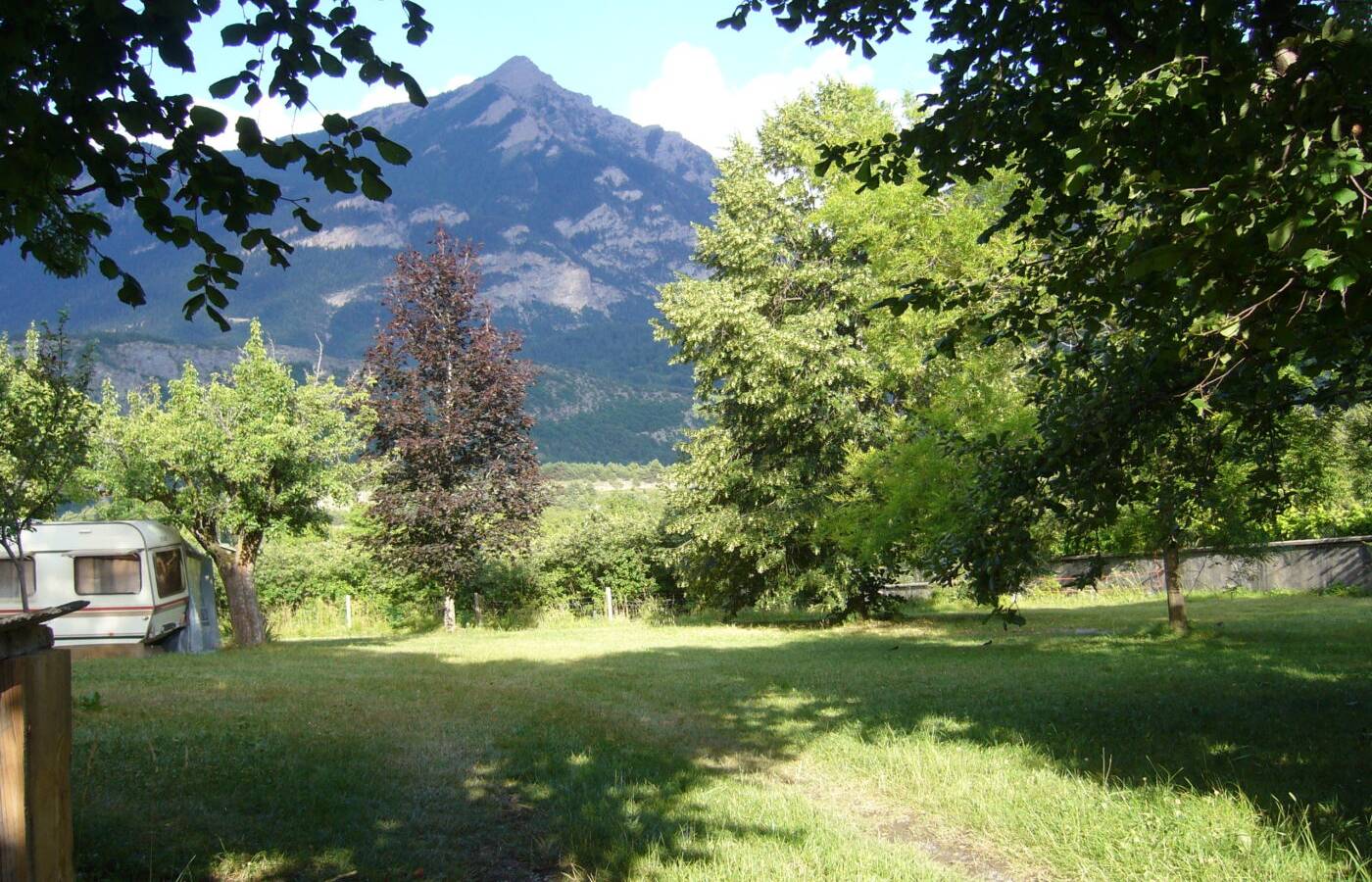  Tourist accommodation Provence-Alpes-Côte d’Azur Hautes-Alpes Ferme la Civadille