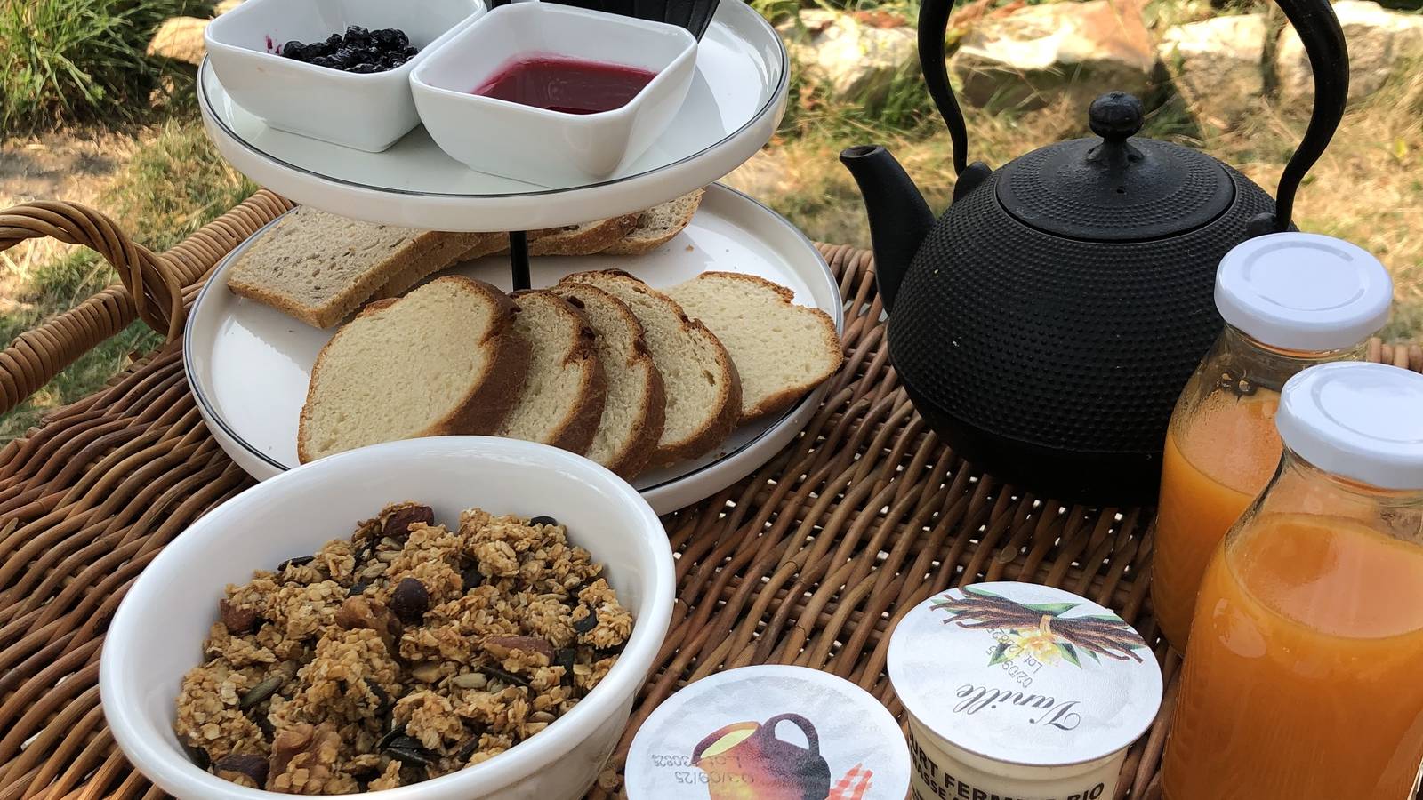  Activity Auvergne-Rhône-Alpes Haute-Loire Our gourmet baskets