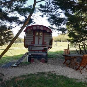 Photo de Roulotte Polly: Une irlandaise au charme fou pour 2 personnes