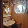La salle de bain -  Unusual accommodation GrandJardin Rustic getaway (Grand Est, Vosges)