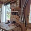 Le coin repas -  Unusual accommodation GrandJardin Rustic getaway (Grand Est, Vosges)