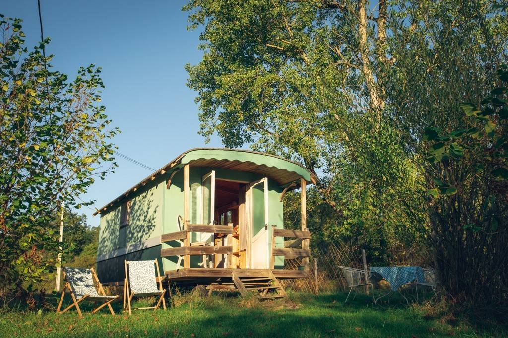 Hébergement touristique Centre-Val de Loire Cher Roulotte de la Ferme des Places