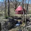 Ruisseau -  Hébergement insolite Yourte kirghize (Auvergne-Rhône-Alpes, Drôme)