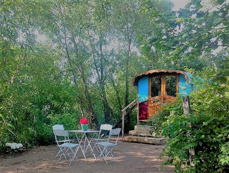 Espace détente en pleine nature - Hébergement touristique Centre-Val de Loire Loiret Roulotte du Petit Caillou