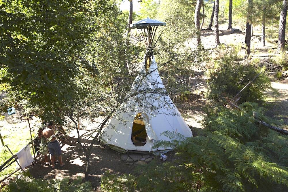 Hébergement touristique Occitanie Gard Le tipi