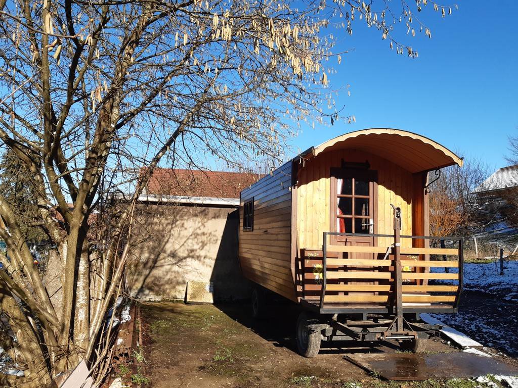 Roulotte Automne - Hébergement touristique Bourgogne-Franche-Comté Jura Roulotte