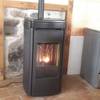 poele à granulé, rez de chaussée -   Gîte à la ferme (Auvergne-Rhône-Alpes, Puy-de-Dôme)