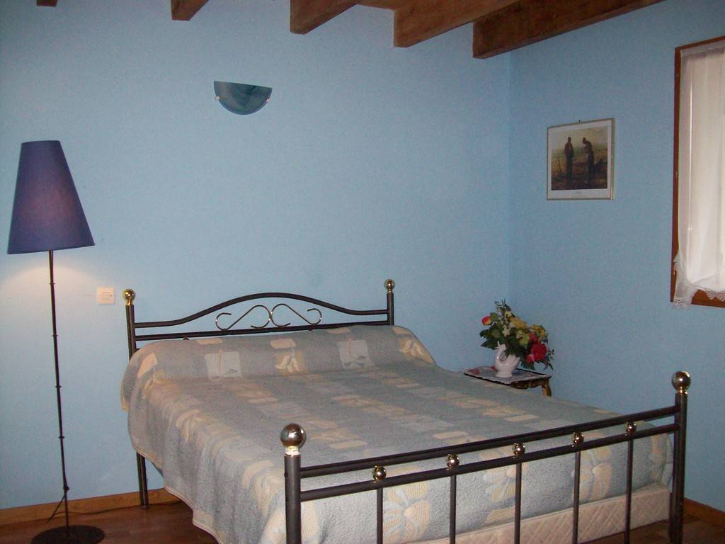  Tourist accommodation Bourgogne-Franche-Comté Jura Hydrangeas