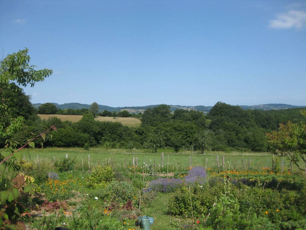  Hébergement touristique Bourgogne-Franche-Comté Saône-et-Loire Gite du Poirier
