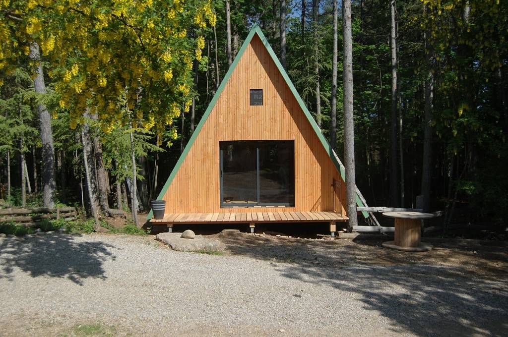 La Hût dans le bois - Hébergement touristique Occitanie Hérault LA HÛT 4-6 places