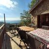 Terrasse -   Gîte de la Ferme de Panacée (Auvergne-Rhône-Alpes, Ardèche)