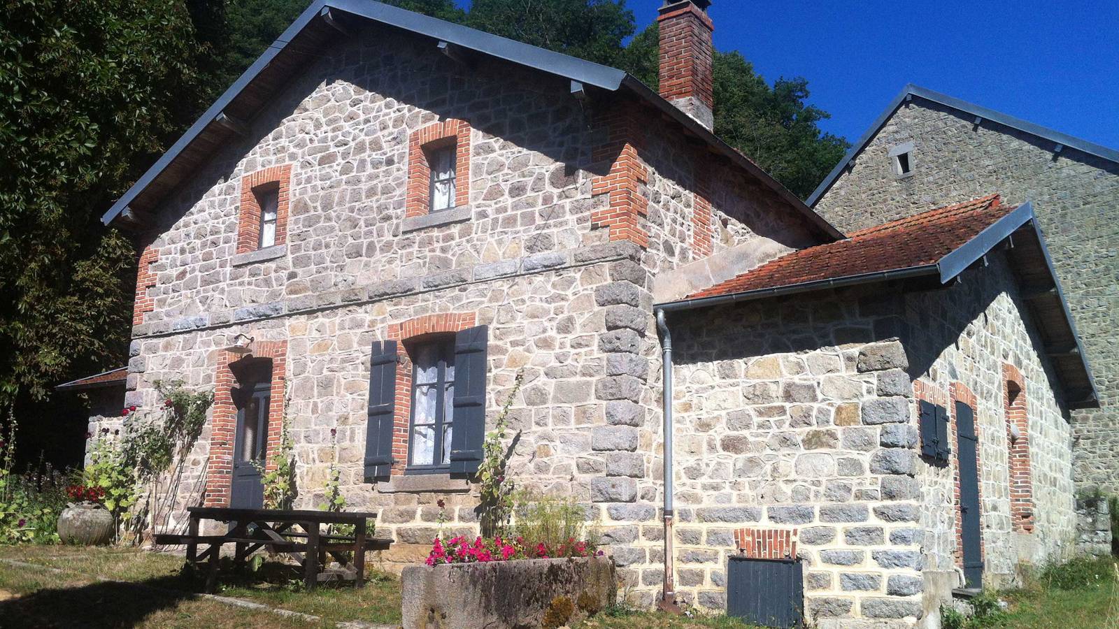  Hébergement touristique Nouvelle-Aquitaine Creuse LA JUMENTERIE PASTORALE