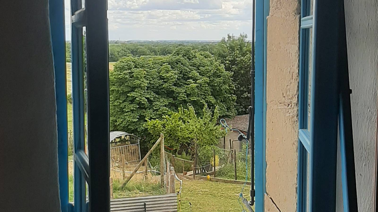 Vue du gîte - Hébergement touristique Occitanie Tarn Petit gîte rustique mais douillet de Lo Biaïs al maset