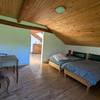 Chambre 2 lits simples -  Gîte (holiday cottage) Large Chalet (Auvergne-Rhône-Alpes, Allier)