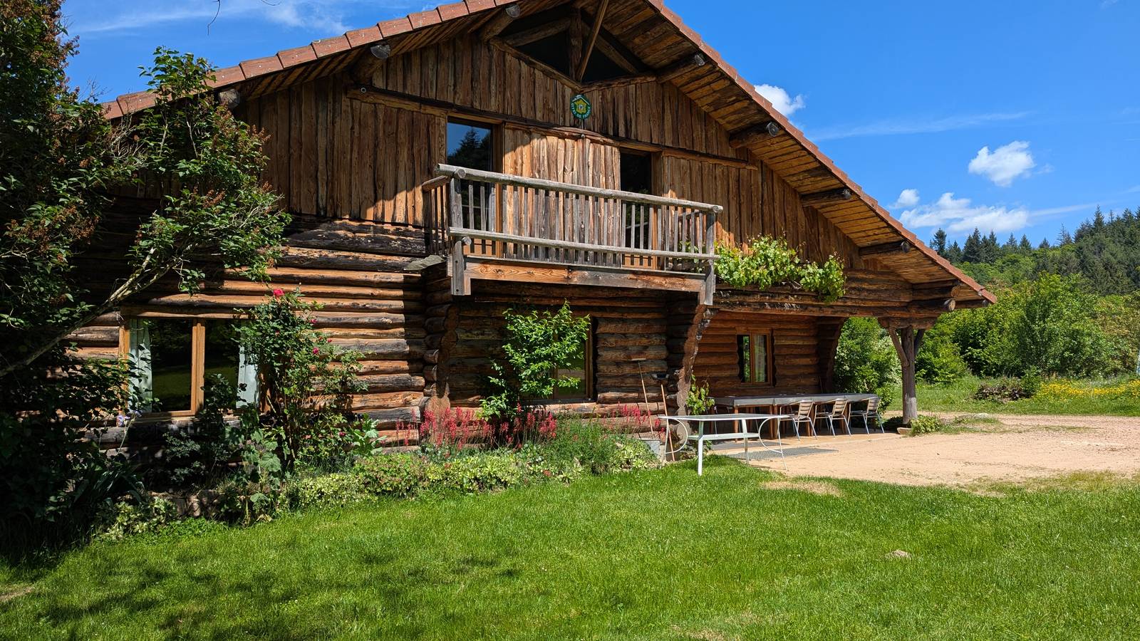Vue extérieure de près - Tourist accommodation Auvergne-Rhône-Alpes Allier Large Chalet