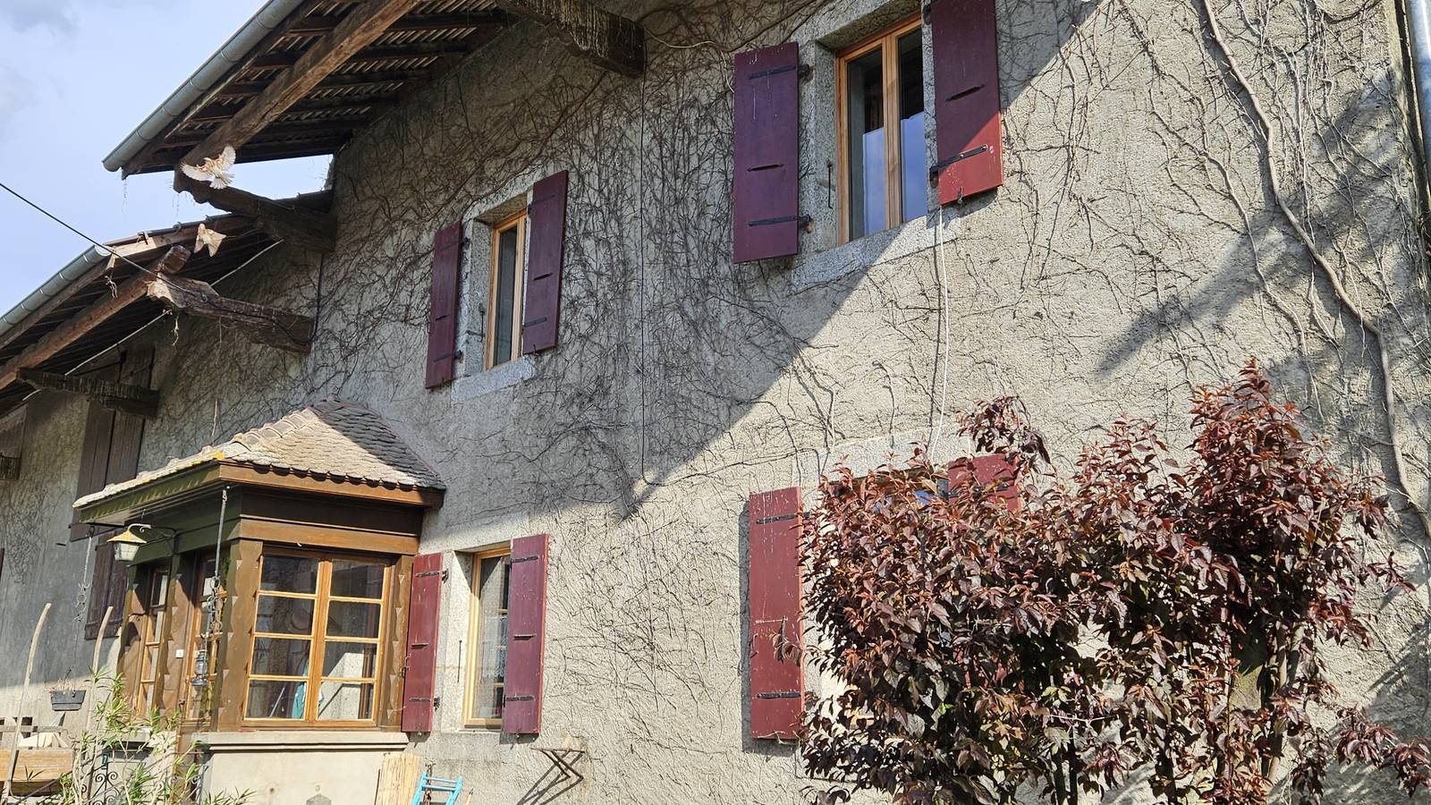  Hébergement touristique Auvergne-Rhône-Alpes Haute-Savoie gîte le Banset