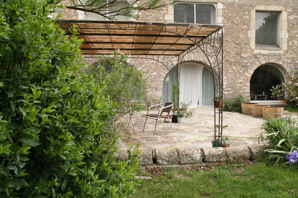 Le coin terasse - Tourist accommodation Occitanie Hérault Vaulted sheepfold