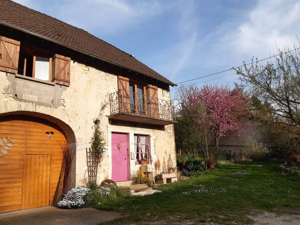 La maison  - Hébergement touristique Bourgogne-Franche-Comté Jura Charmotte