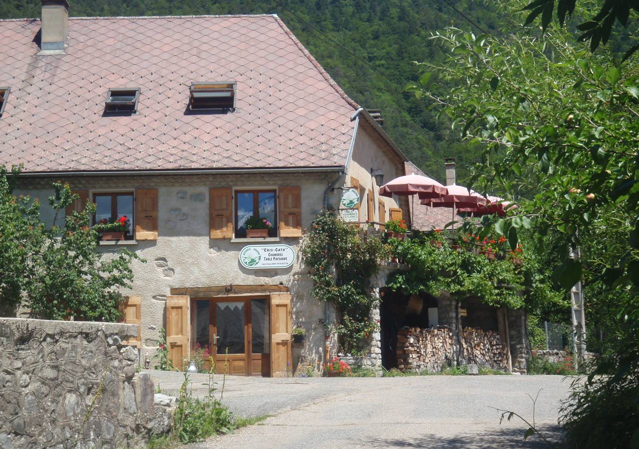  Tourist accommodation Auvergne-Rhône-Alpes Isère l'aubepine