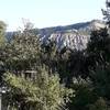 "Le cirque du Brias" une vue panoramique devant la maison! -  Accueil social "Ensemble, pas à pattes au Verger des Elfes" (Occitanie, Aveyron)
