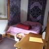 la chambre d'accueil -  Accueil social "Ensemble, pas à pattes au Verger des Elfes" (Occitanie, Aveyron)
