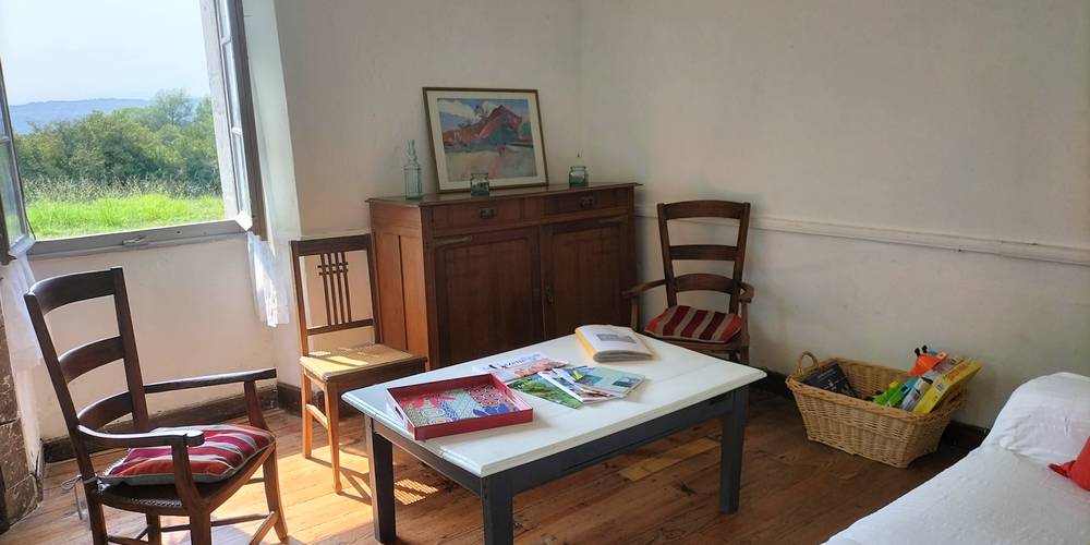 salon -  GÎTE LOUSTAOU (Nouvelle-Aquitaine, Pyrénées-Atlantiques)