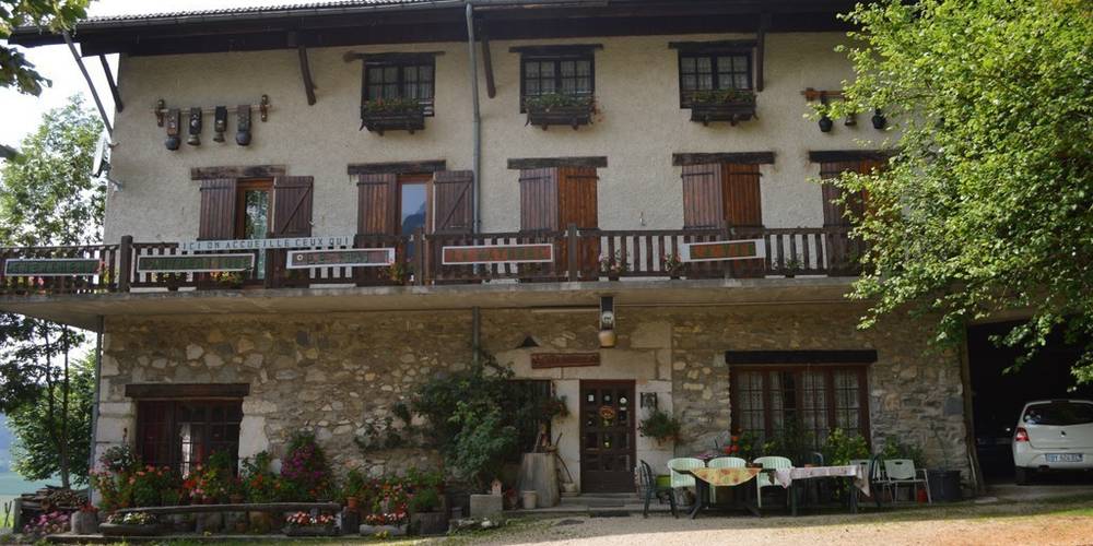  GENEVE ELIANE  (Auvergne-Rhône-Alpes, Isère)