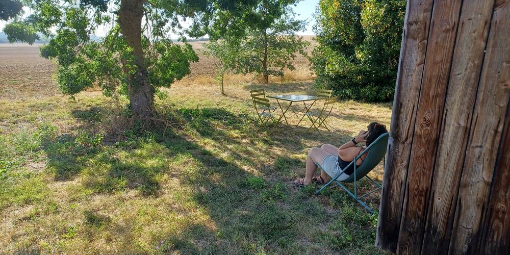 Vue de la cabane -  CAMPING DU MOUTON NOIR (Occitanie, Gers)