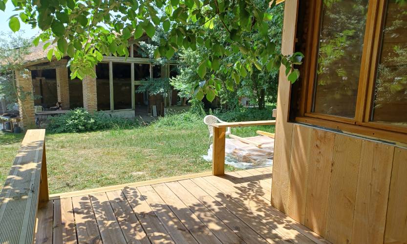 Terrasse de la cabayourte 2 -  CAMPING DU MOUTON NOIR (Occitanie, Gers)