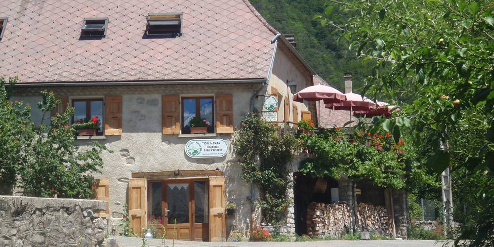  CRIS-CATH, A LITTLE CORNER OF PARADISE! (Auvergne-Rhône-Alpes, Isère)