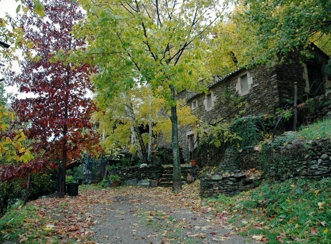 arrivée au gîte -  L'Aulne d'Alune (Auvergne-Rhône-Alpes, Ardèche)