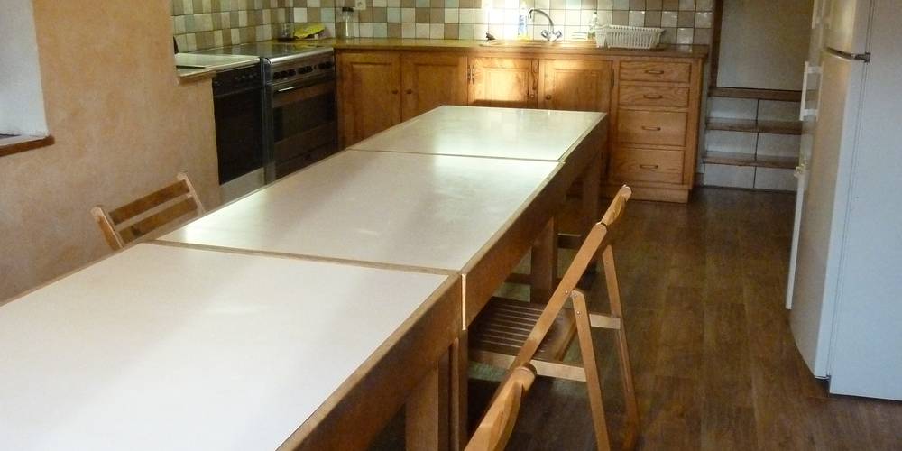 cuisine du gîte -  BARN DU PHAUX (Auvergne-Rhône-Alpes, Loire)